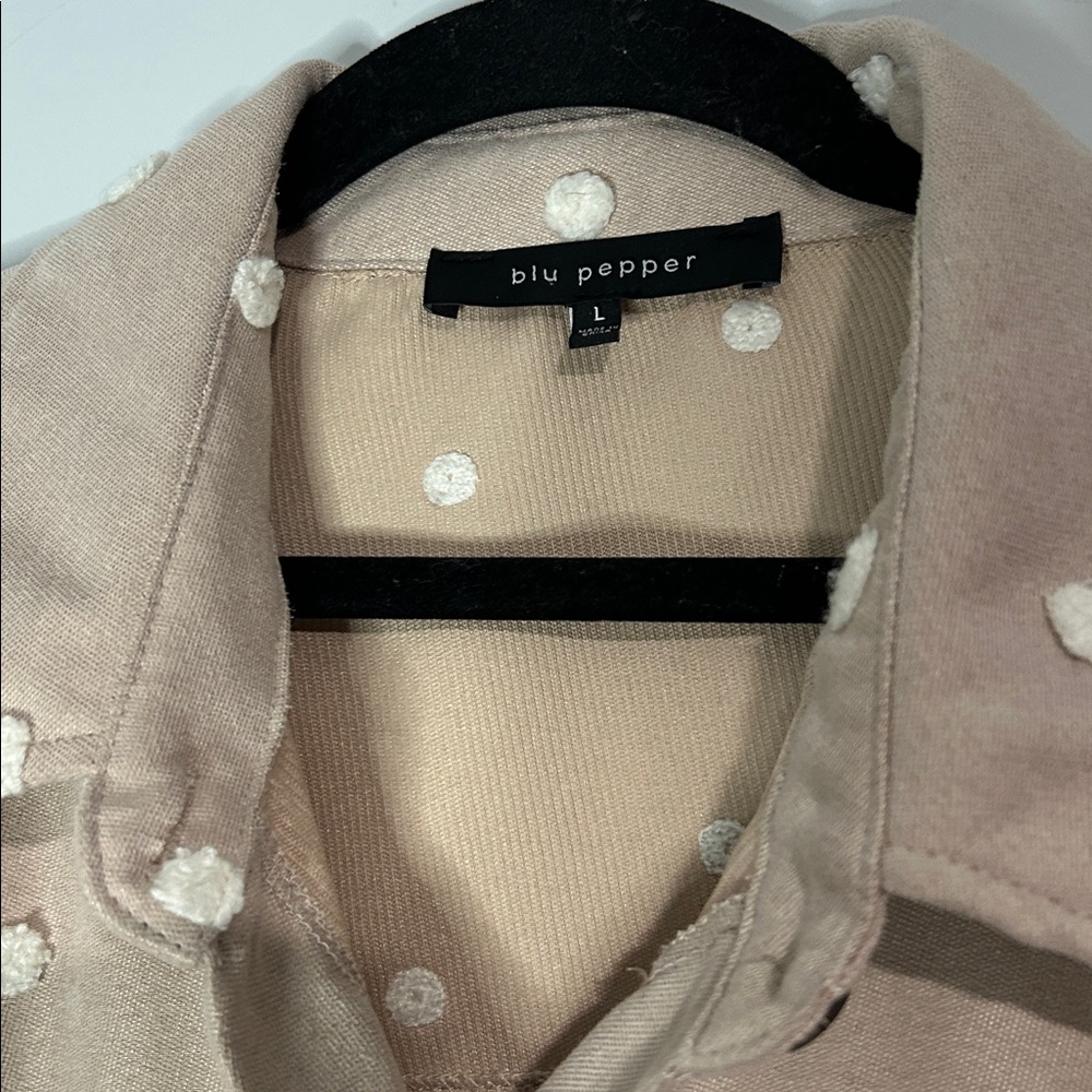Blue Pepper
Mod Boutique Button Down - Picture 4 of 7